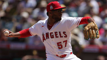 Halos prospect Urena dazzles in 'emotional' 1st career start