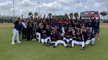 Rookie-level Astros win first Florida Complex League title since 1994 on a walk-off