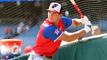 Astros 2025 first-rounder Neyens sends latest homer to the hills ... LITERALLY