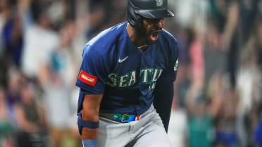 Montes' prep for clutch HR at Coors? PlayStation, of course