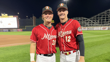 Omelets, grilling tips, shopping advice and life as roommate to baseball’s top prospect