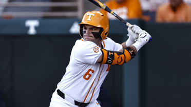Giants take Tennessee INF Kilen with No. 13 pick in Draft