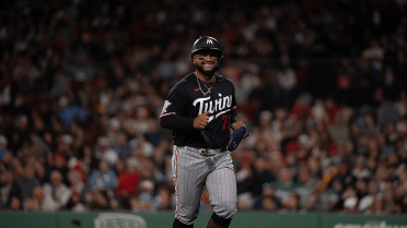 Gonzalez immediately makes impact with single, two walks in MLB debut