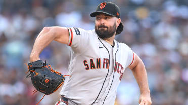 Giants land 2 of Padres' top 10 prospects for Robbie Ray