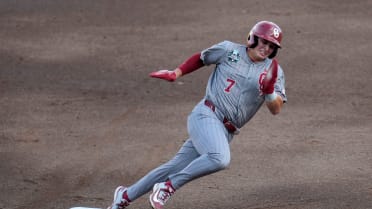 Family legacy continues as Halos snag former MLBer Willits' son in Draft