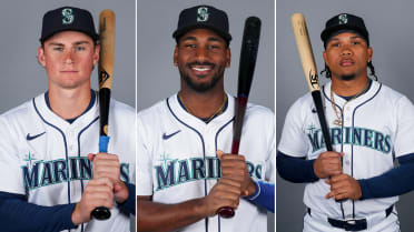 3 prospects on the rise in their first Spring Training