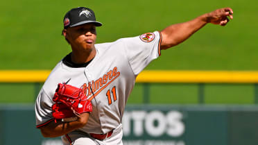 O's lefty De León (and his personal catcher) building on momentum in Fall League