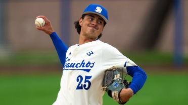 Angels make surprise pick, take RHP Tyler Bremner 2nd overall