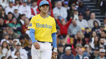 Car keys lost for weeks(!), Mayer gets a ride to Fenway for MLB debut
