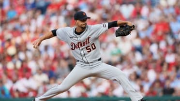Detroit keeps long-term focus with Deadline decisions