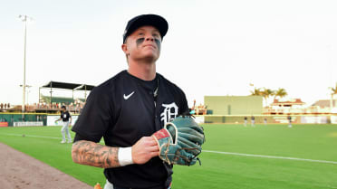 Top prospect Max Clark -- No. 13 overall -- summoned by Tigers (source)