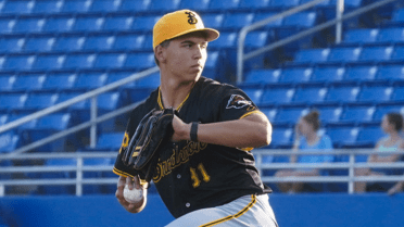 18 whiffs on 24 swings?! 2025 No. 6 pick dominates in pro debut