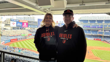 Busy travel day brings parents of O's prospect Gibson to NYC for son's MLB debut