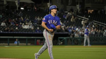 Schumaker has high praise for versatile prospect at Rangers camp