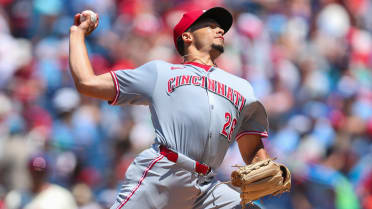 Burns stays on attack in 7-K start against Phillies: 'He didn't back down'