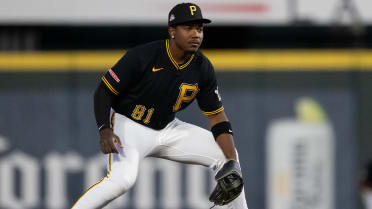 Pirates' 2022 1st-round Draft pick Johnson out for season with torn left ACL