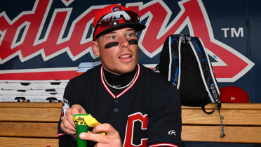'24 No. 1 pick Bazzana to miss 8-10 weeks with oblique strain