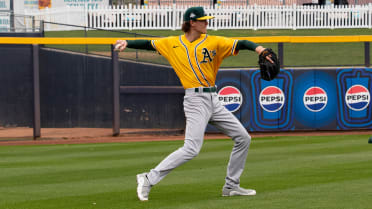 A's to call up pitching prospect Morris (source)