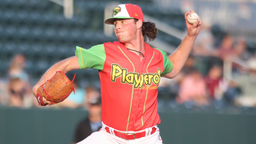 Red Sox add lefty in swap of pitching prospects with Nats