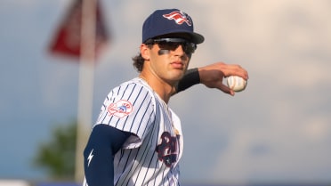 Yanks prospect Jones hopes to bring his power bat to Bronx outfield
