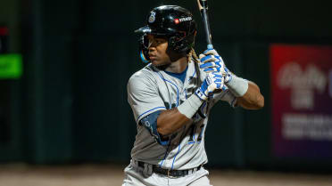 The Jesús Made Game: 5 hits, 2 homers, 7 RBIs for MLB's No. 1 prospect