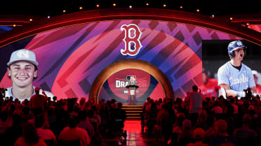 Red Sox sign top Draft pick Schaffner
