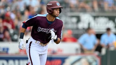 Crawford among 3 Phils prospects to crack Top 100 list