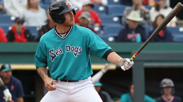 Red Sox prospect's family shares connection to Redford's iconic baseball movie