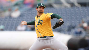 A's to call up No. 14 prospect Hoglund to boost rotation (source)