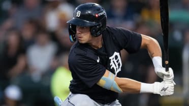 After injury-shortened '25 season, Rainer announces his return in Spring Breakout