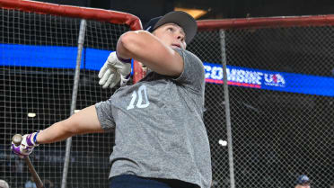 Brewers sign second-rounder Strosnider, five other '26 Draftees