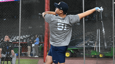 Historic HS Japanese slugger puts on show during 2026 Draft Combine