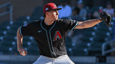 Healthy again, D-backs' No. 9 prospect shows off filthy stuff at High-A