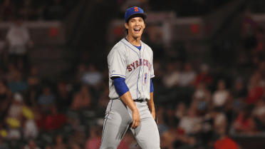Tong fans 9 in strong bounceback start