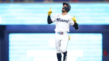 Acosta hits first MLB homer, Sandy dominates in Marlins' win