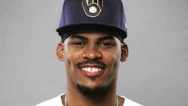 Meet the Brewers prospect they call 'El espectáculo'