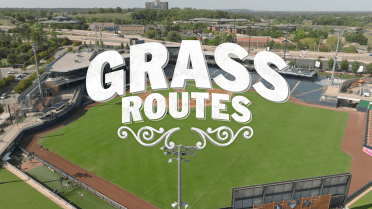 New 'Grass Routes' episode features top two Dodgers prospects in Tulsa (Sun., 1 p.m. ET)