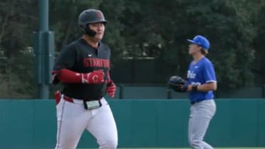 Rintaro Sasaki, Japan's slugging sensation, belts first 2 college HRs -- including walk-off!