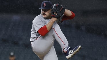 Duran's blast keys 5-run 7th, helps Tolle to 1st 'W' as Sox return to win column