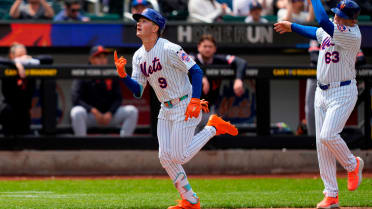 Mets phenom Ewing scoffs at power grade, goes 405 feet for 1st HR
