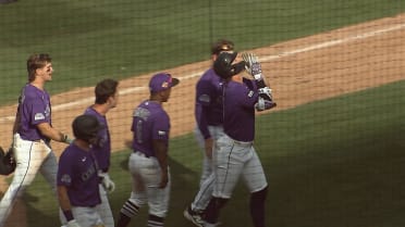Veen, Rockies let emotions fly after massive 468-foot walk-off blast