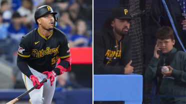Pirates strike deal after prospect's 1st HR: Autographed bat for milestone ball
