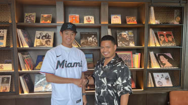 Marlins invest in Pacific Rim with latest signing
