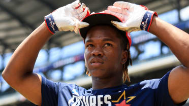 Top prospect Made invited to Brewers' big league camp