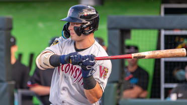 Fischer sets Brewers' affiliate record, keeps pace with High-A HR lead