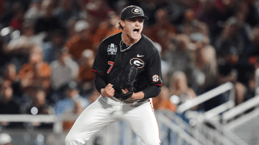 'That was just electric': 2026 Draft prospect twirls 15-K gem at Men's College World Series
