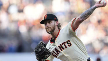 Giants' top pitching prospect Whisenhunt hangs tough in debut