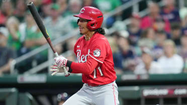 Reds add 3 top prospects to 40-man ahead of Rule 5 Draft