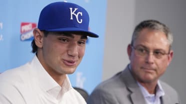 Two-way star Caglianone ready to work after signing with Royals
