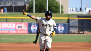 Brewers' No. 27 prospect reversing his fortunes in Fall League